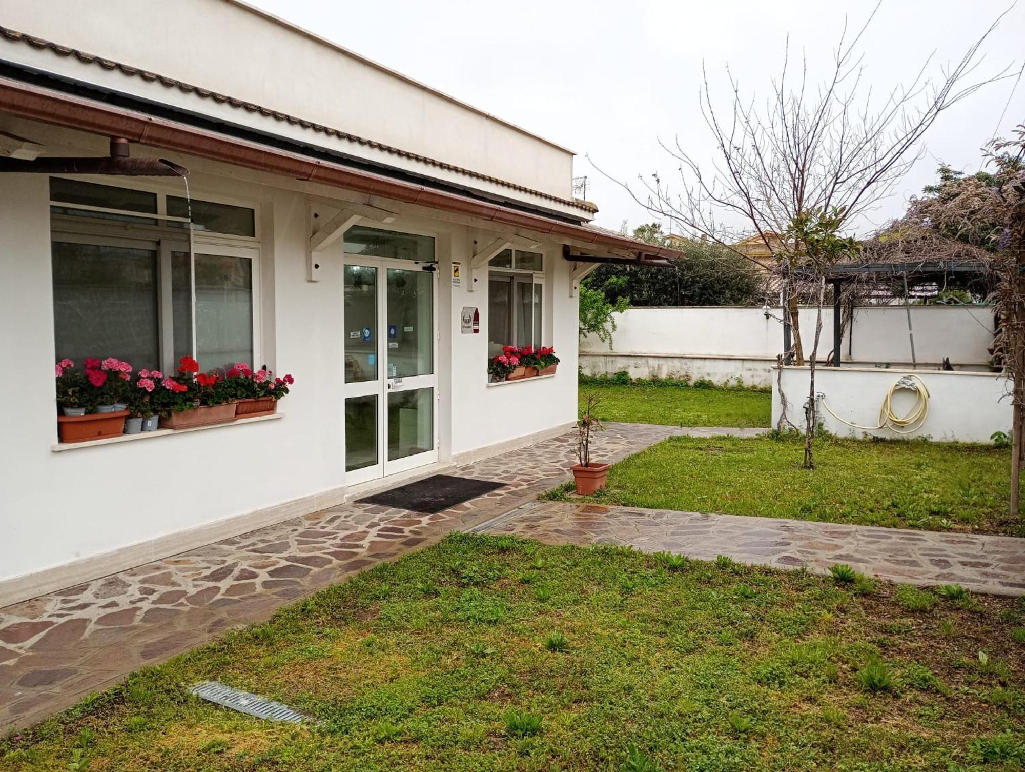 Il Focolare Bed and Breakfast Focene Exteriör bild